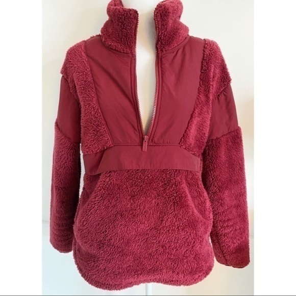 PINK Victorias Secret • Burgundy Maroon Fuzzy Teddy Half Zip Pullover - Picture 1 of 5